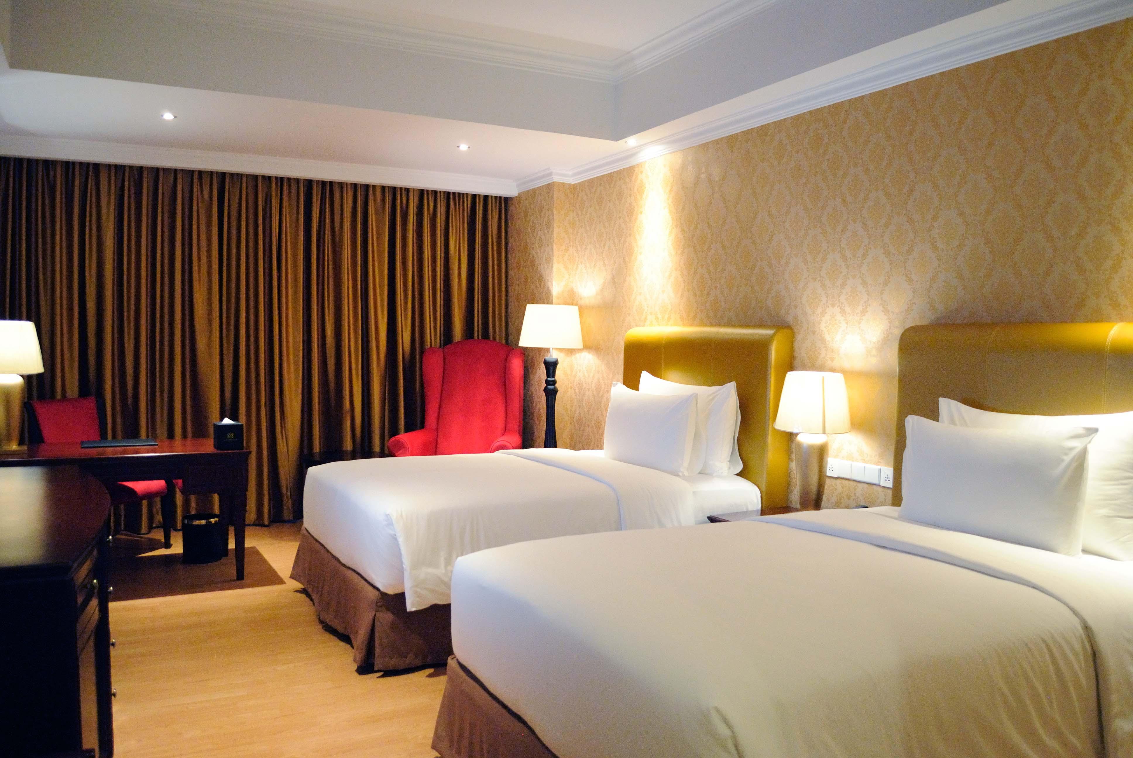 Adimulia Hotel Medan Extérieur photo