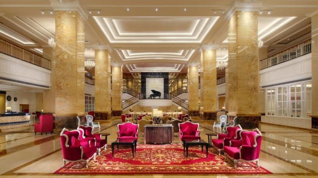 Adimulia Hotel Medan Extérieur photo